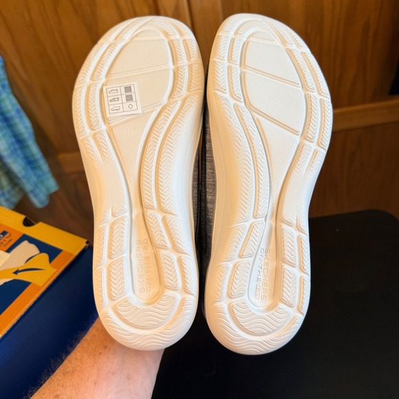 Skechers Size 7 On The Go Hands Free Slip Ins Gray Textile Women's Air Cooled - Picture 8 of 11